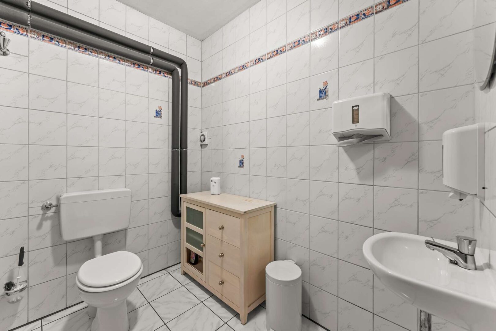 Toilette im Gewerbebereich