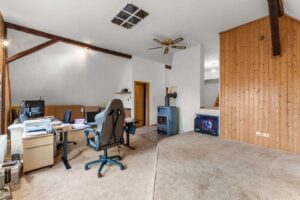 Wohnzimmer-/Büro OG