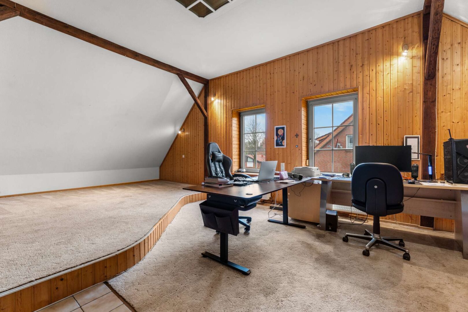 Wohnzimmer-/Büro OG