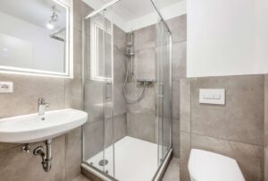 Duschbad Hochparterre
