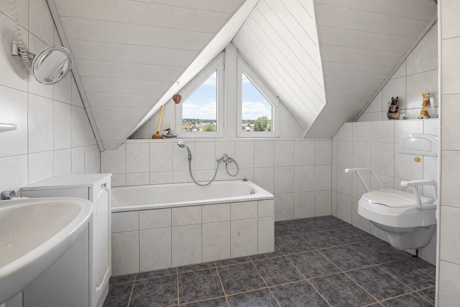 Badezimmer Dachgeschoss