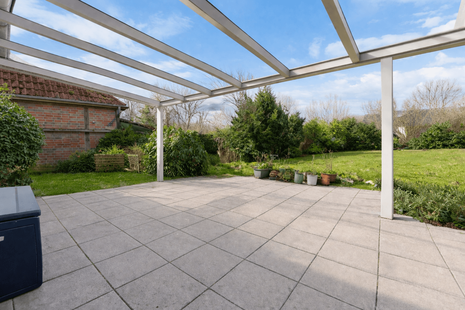 Überdachte Terrasse