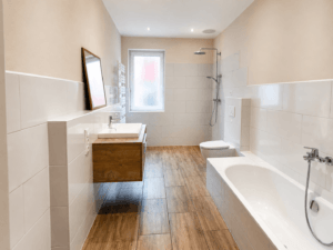 Badezimmer EG