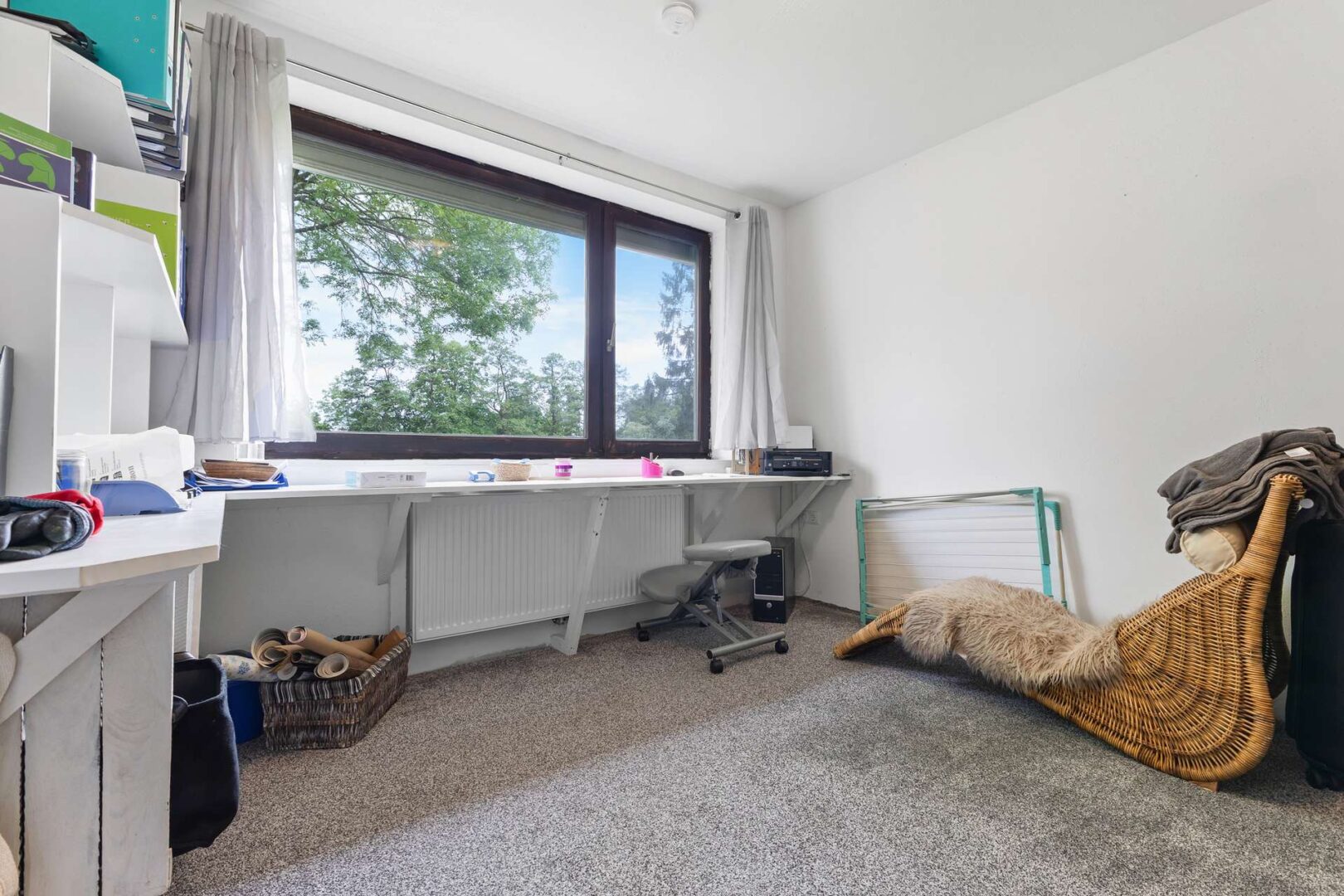 Büro EG