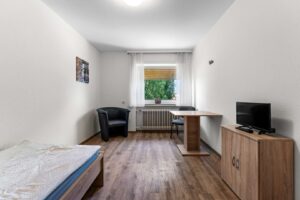 Zimmer incl. Badezimmer