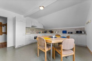 Küche Betreiberwohnung DG