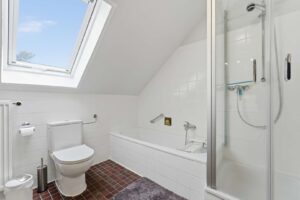 Badezimmer Dachgeschoss