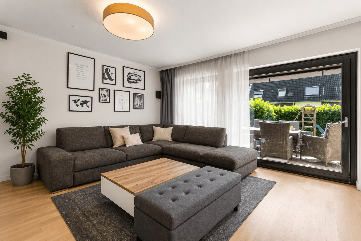 Wohnzimmer