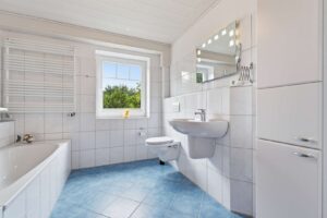 Badezimmer EG
