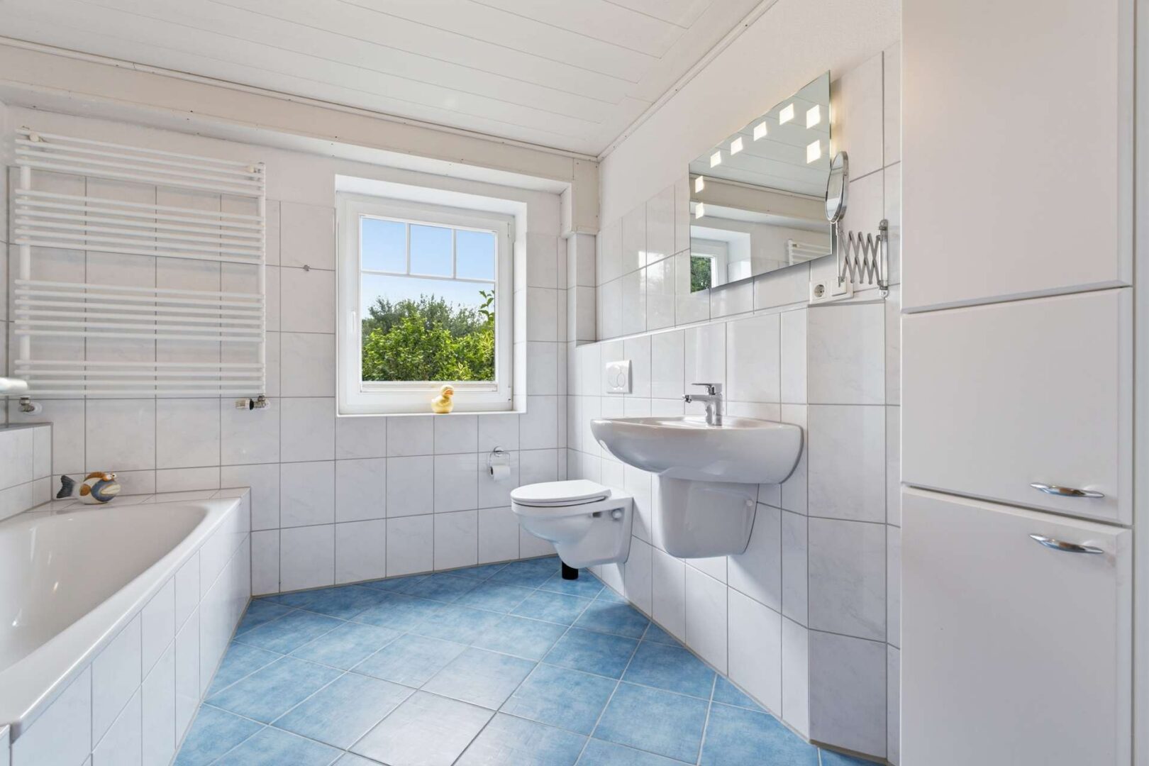 Badezimmer EG