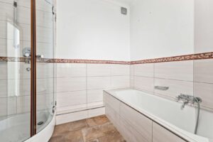Badezimmer (Halle)