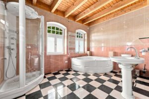 Badezimmer II(Haus)