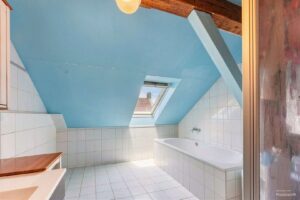 Badezimmer | DG - Einrichtung Digital entfernt