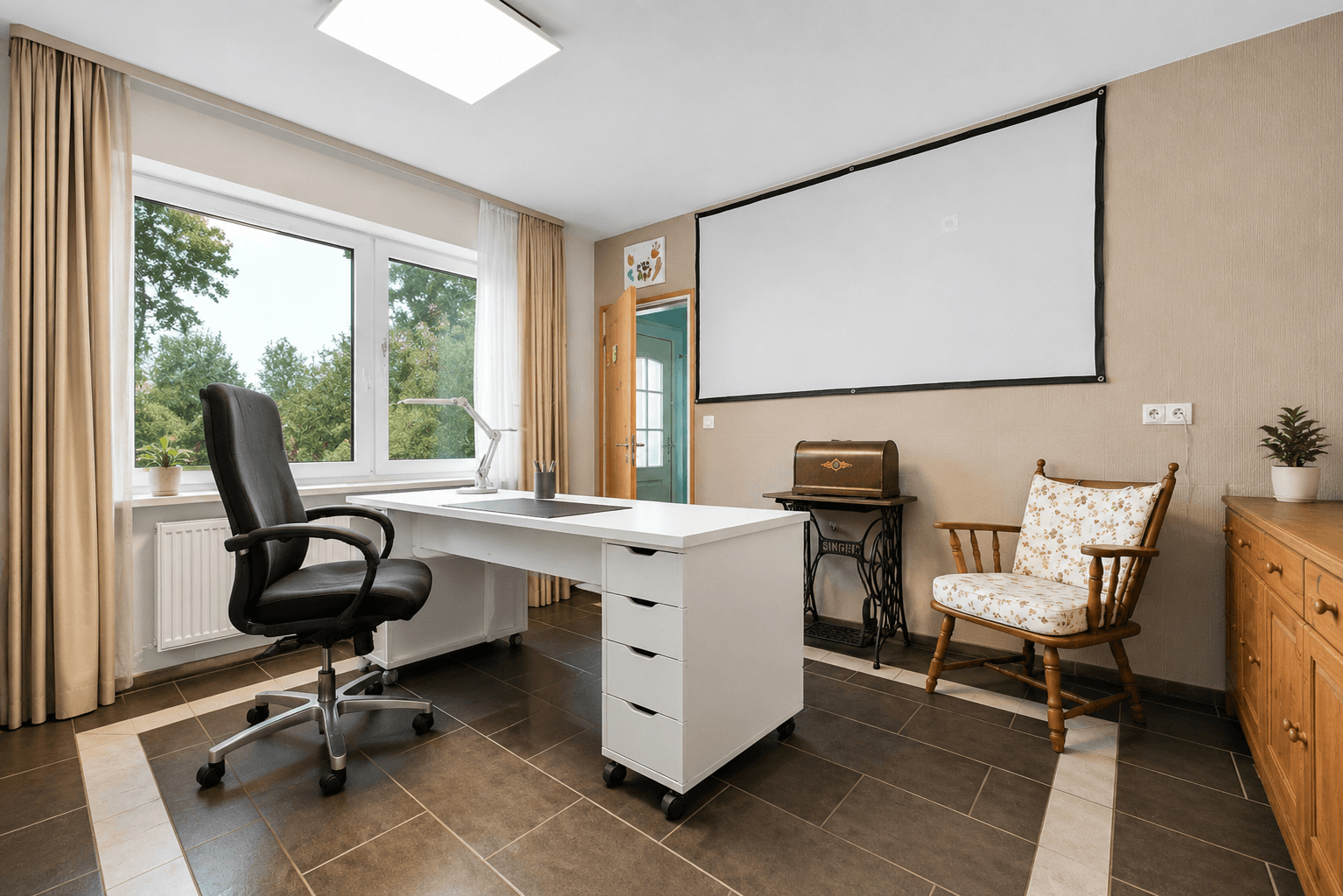 Arbeitszimmer EG