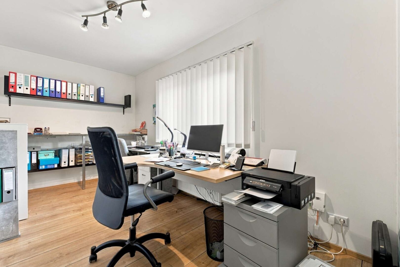Büro
