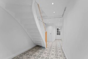 Treppe zum Souterrain