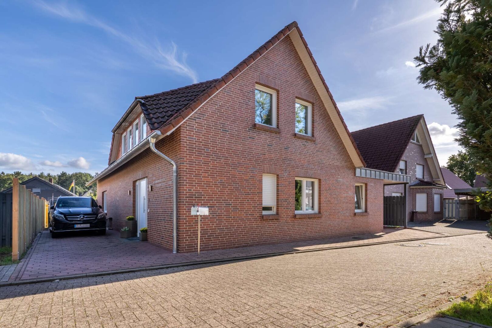 Straßenansicht