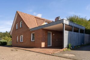 Straßenansicht