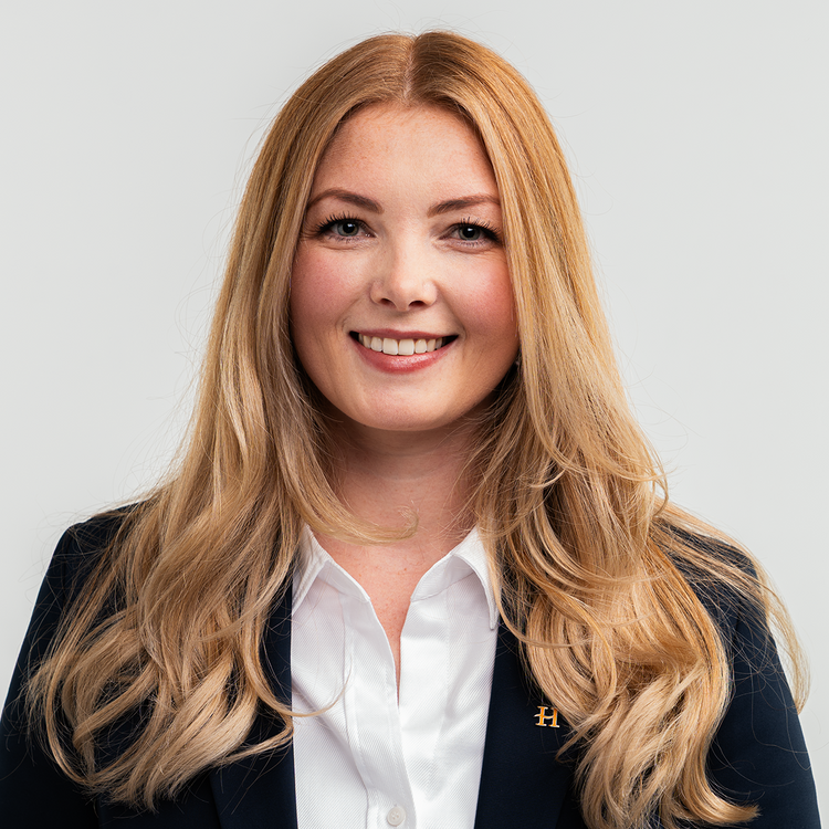 Frau Tessa Hertwig
